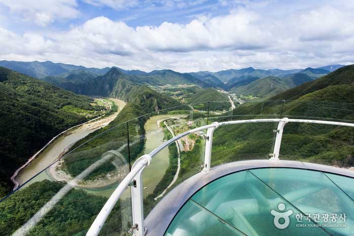 Byeongbangchi Skywalk & Panoramic Views (60 min)