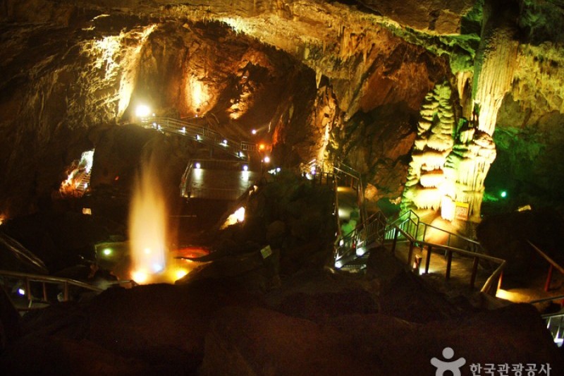 Hwaam Cave Exploration (90 min) - 1