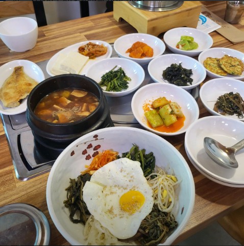Local Wonju Cuisine Lunch - 3